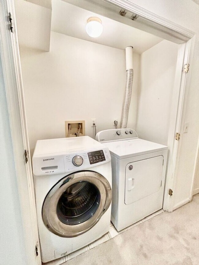 Building Photo - 7503 Westmore Dr