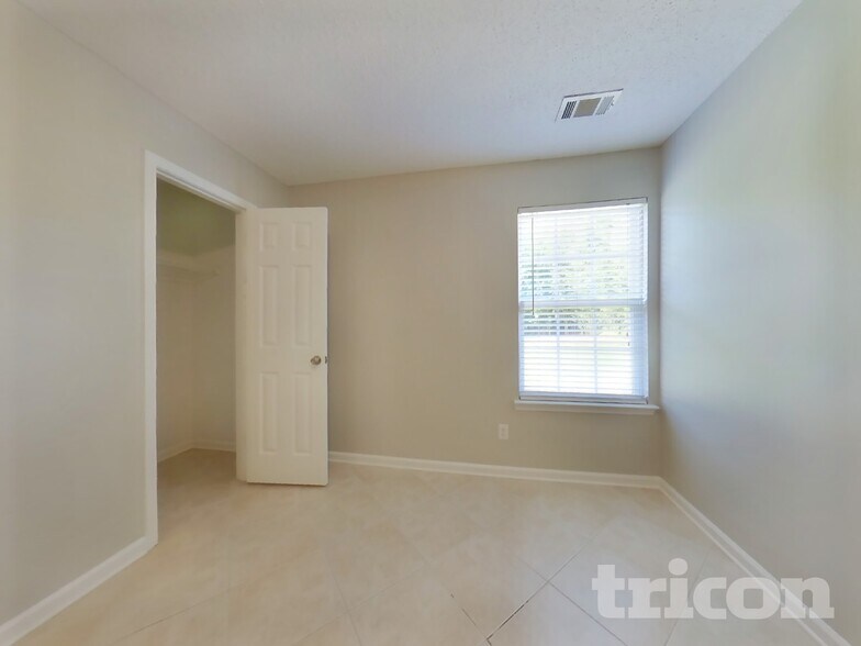 Building Photo - 3045 Pale Moon Pl