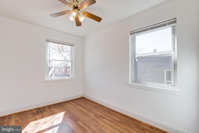 Building Photo - 1889 Alabama Ave SE