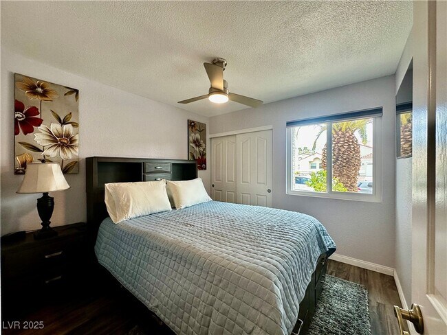 Building Photo - 41 Stone Cress Dr