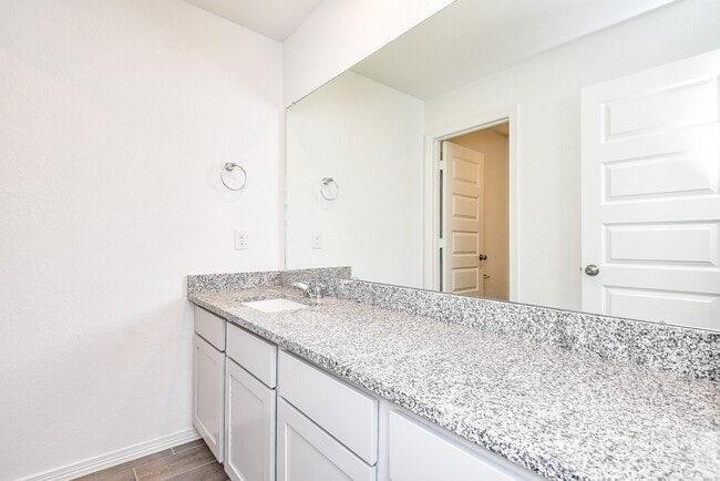Building Photo - 5714 Tabula Rasa Dr