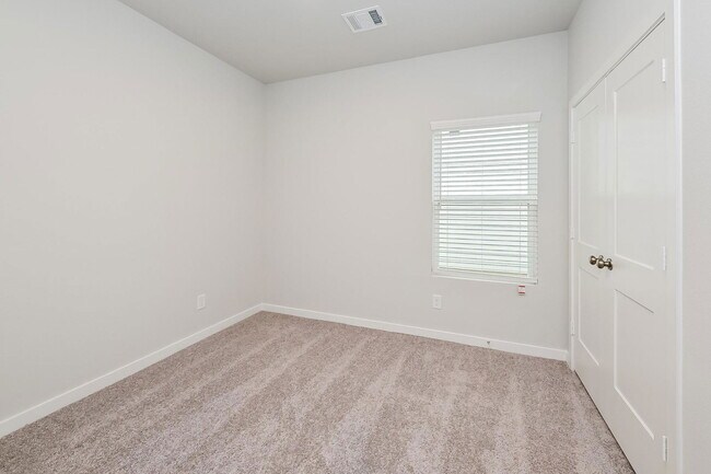 Building Photo - 17014 Pandora Wy