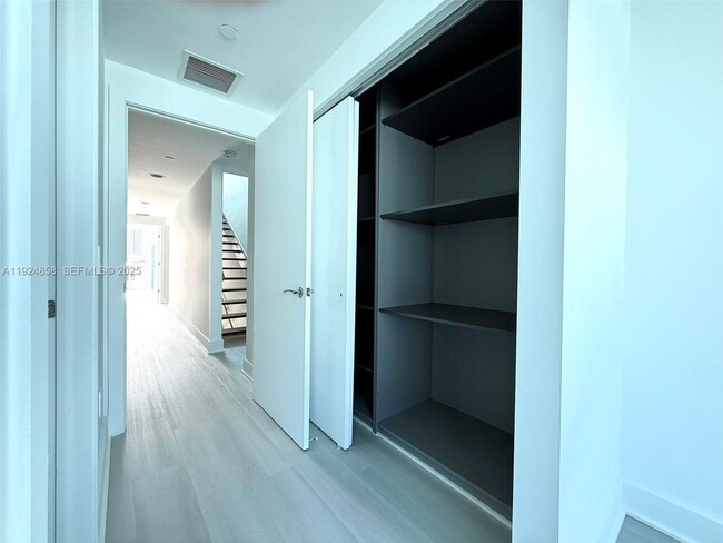 Building Photo - 2950 NE 188th St