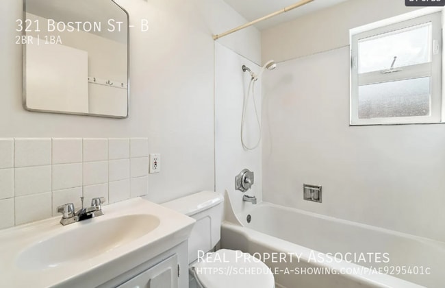 Building Photo - 321 Boston St