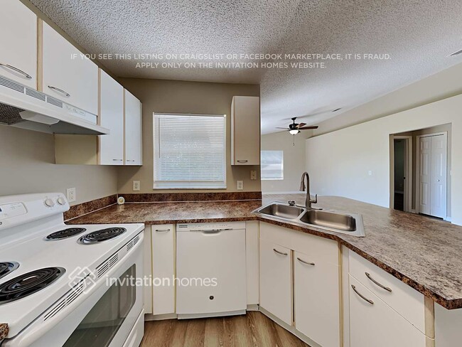 Building Photo - 1758 Van Allen Cir