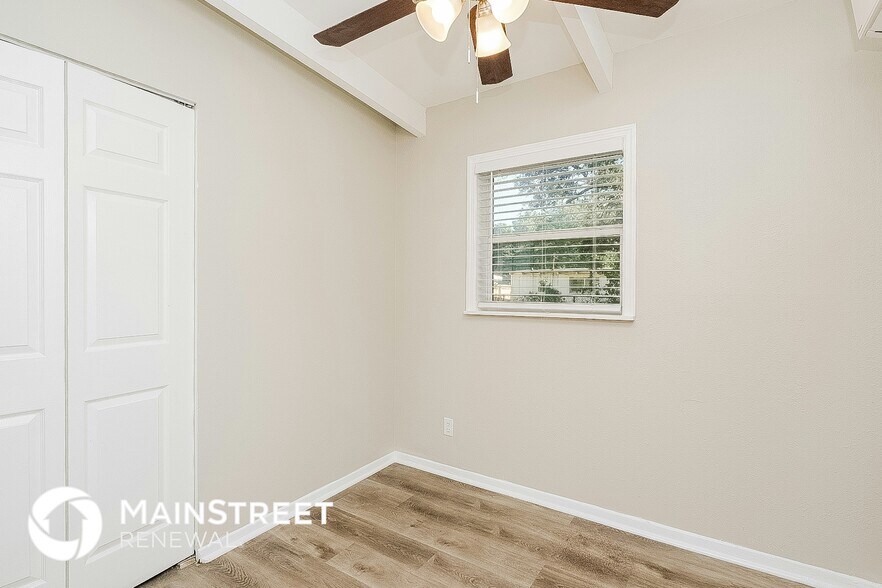 Building Photo - 3228 Clifford Sample Dr