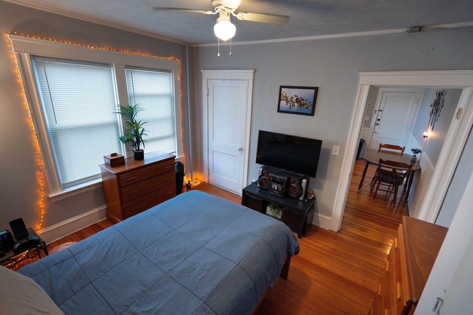 Building Photo - 412 Taunton Ave