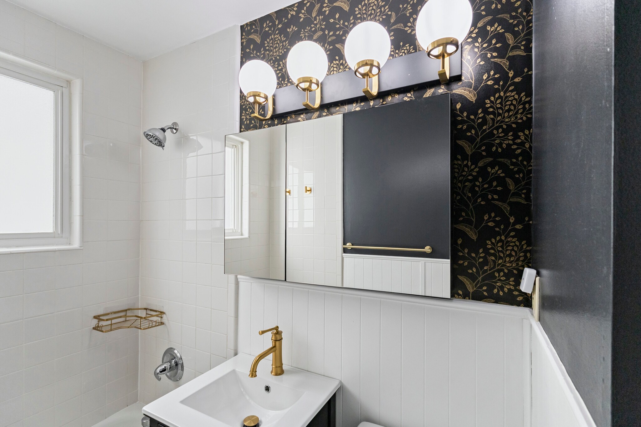 Building Photo - 1354 Maryland St