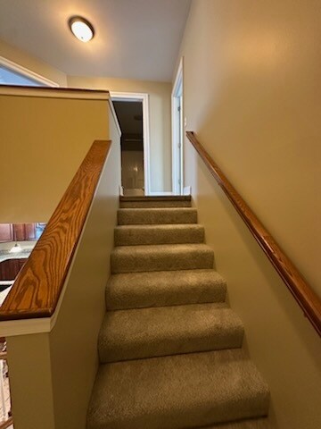 Building Photo - 160 Cortland Dr