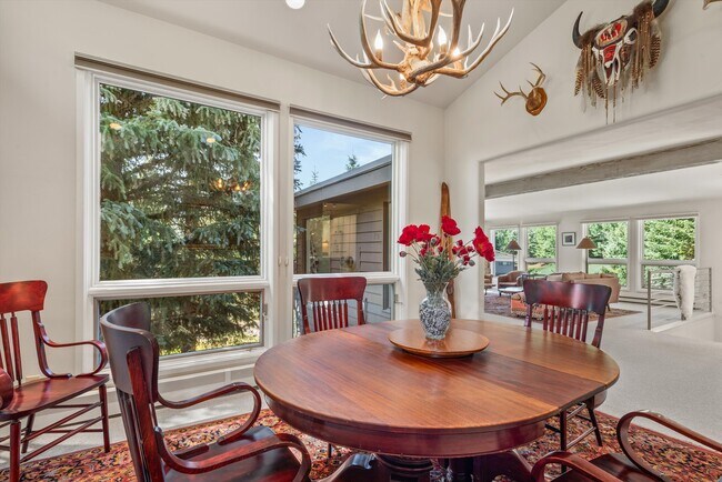 Building Photo - 15 Terrace Dr