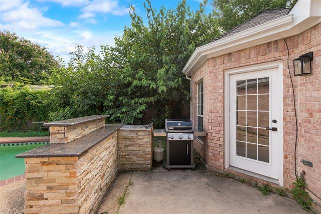 Building Photo - 8209 Shoshoni Dr