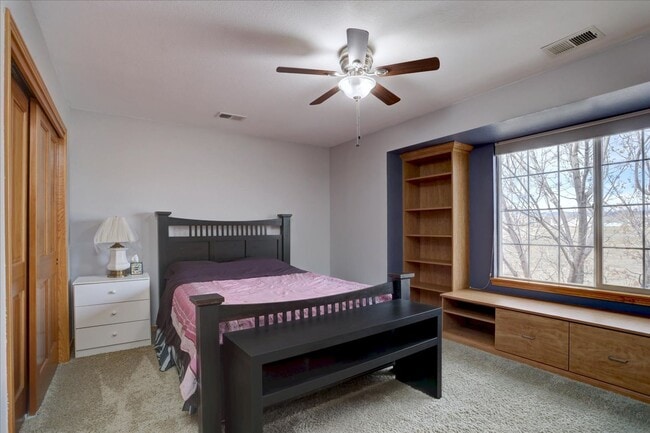 Building Photo - Stunning Longmont Home with Professional Finishes & Exceptional Privacy