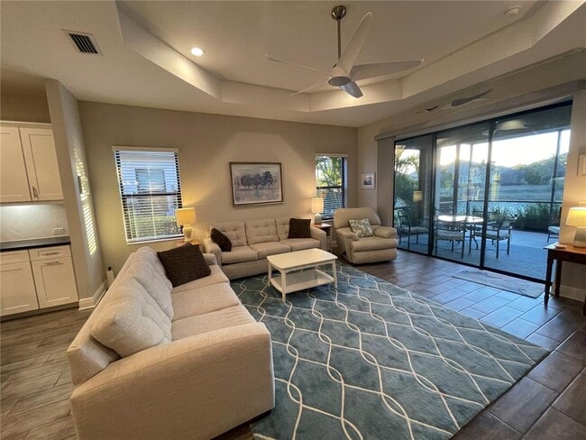 Building Photo - 21645 Avon Park Ct