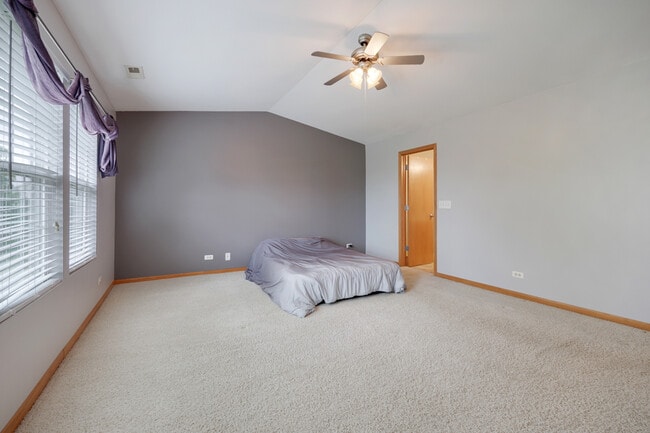 Building Photo - 2614 Loren Ln