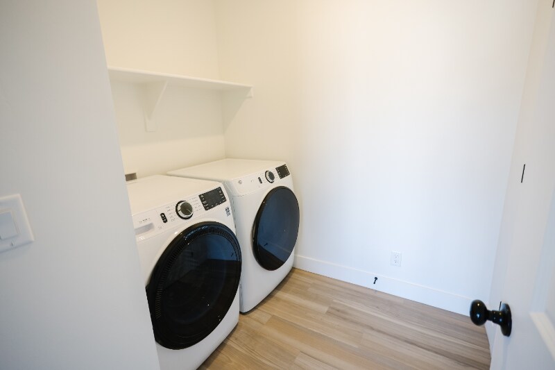 Building Photo - 6051 Silver Birch Ln