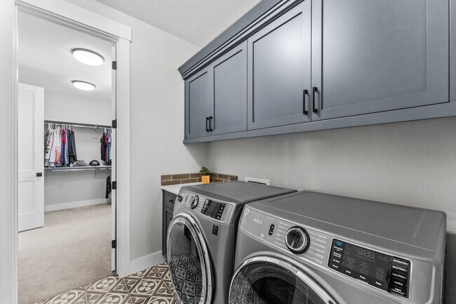 Building Photo - Luxury Living in Dry Creek Ranch – Custom 4-Bed, 4-Bath Estate