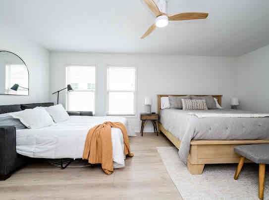 Building Photo - 428 Island Pointe Dr