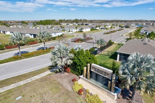 Building Photo - 13905 Woodbridge Terrace