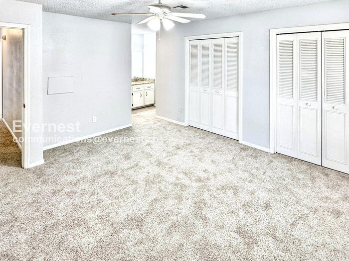 Building Photo - 6502 S 83rd East Ave