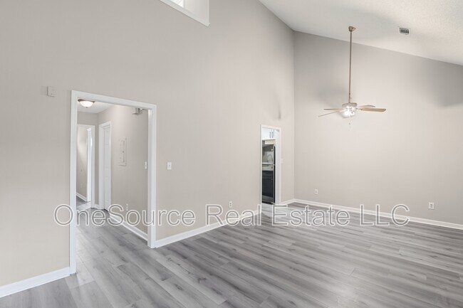 Building Photo - 3515 Ten Oaks Cir