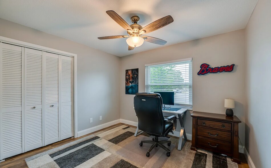 Building Photo - 1036 Tompkins Dr