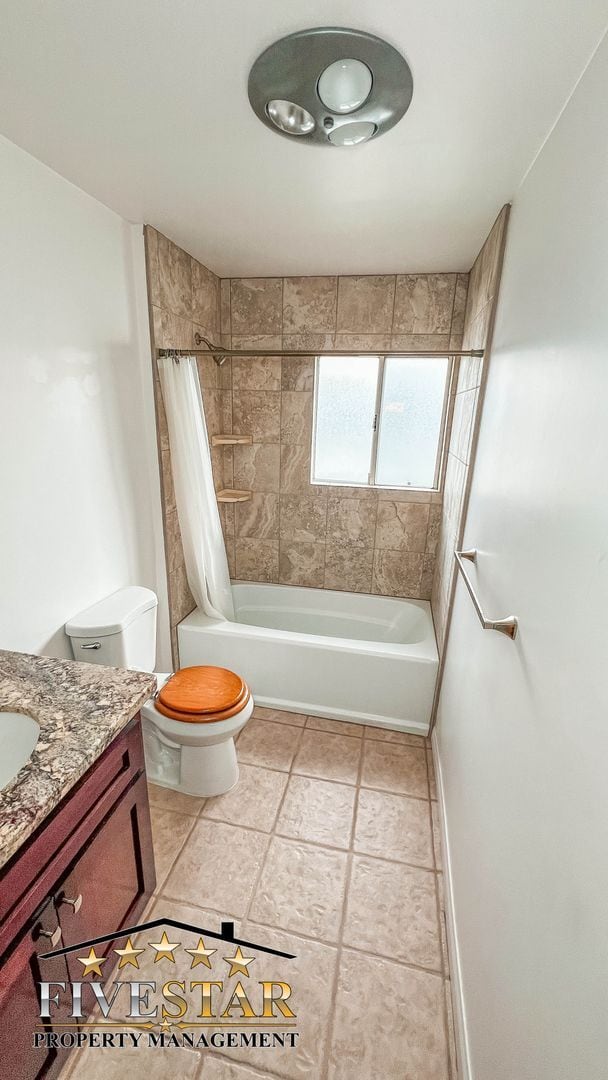 Building Photo - 709 Park Dr