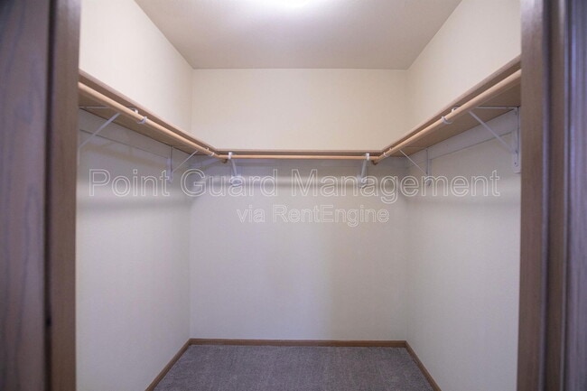 Building Photo - 1005 Ave K Ave