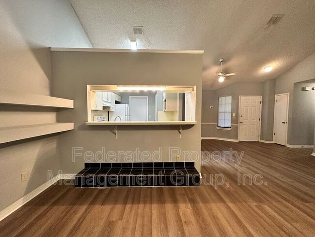 Building Photo - 1680 Sandy Hollow Loop