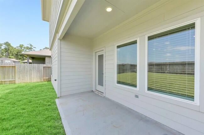 Building Photo - 24222 Sandstone Valley Ln
