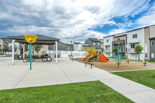 Building Photo - 13347 S Celestina Ln