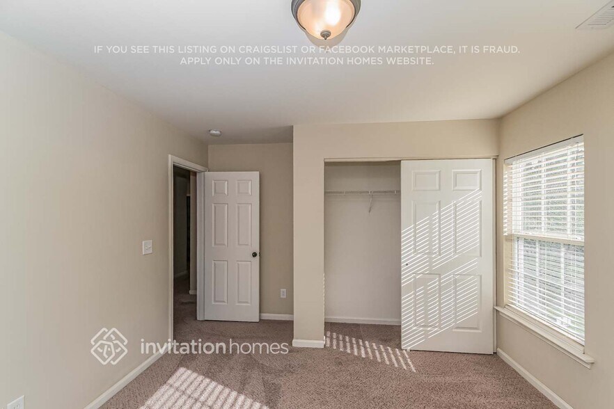 Building Photo - 311 Rondelay Dr