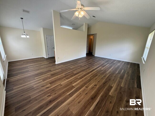 Building Photo - 104 Kemper Ln