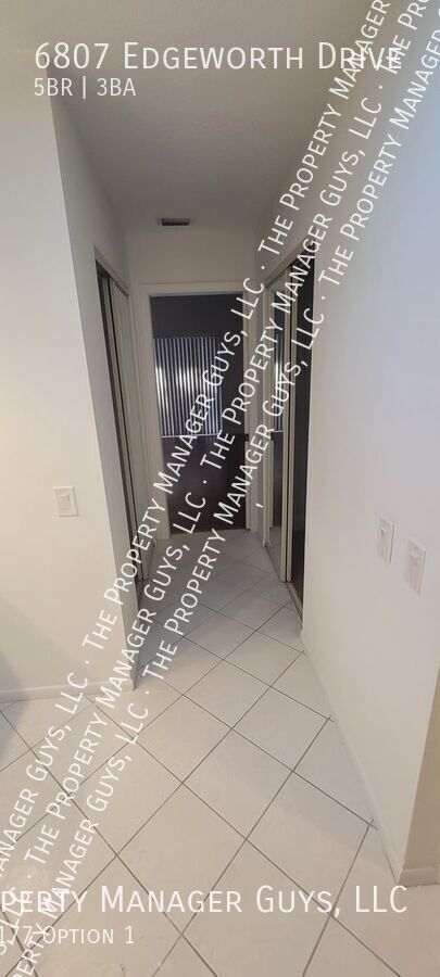 Building Photo - 6807 Edgeworth Dr