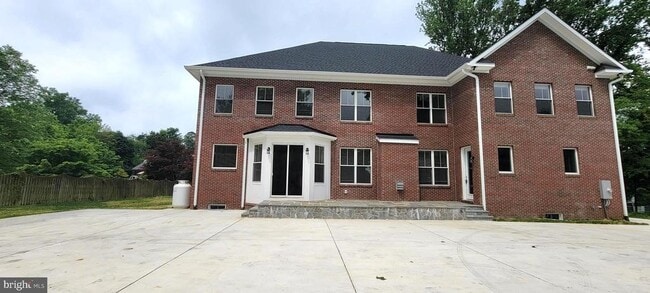 Building Photo - 17031 Georgia Ave
