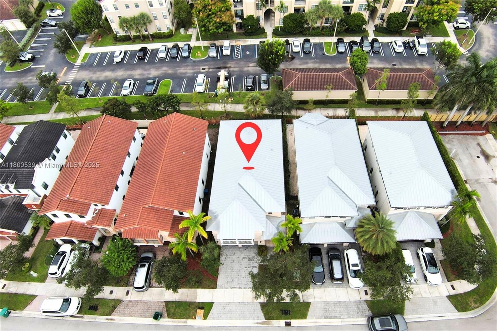 Building Photo - 10423 NW 70th Ln