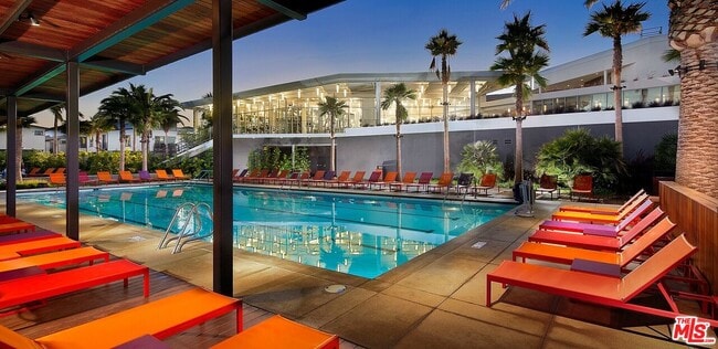 Building Photo - 13045 Pacific Promenade