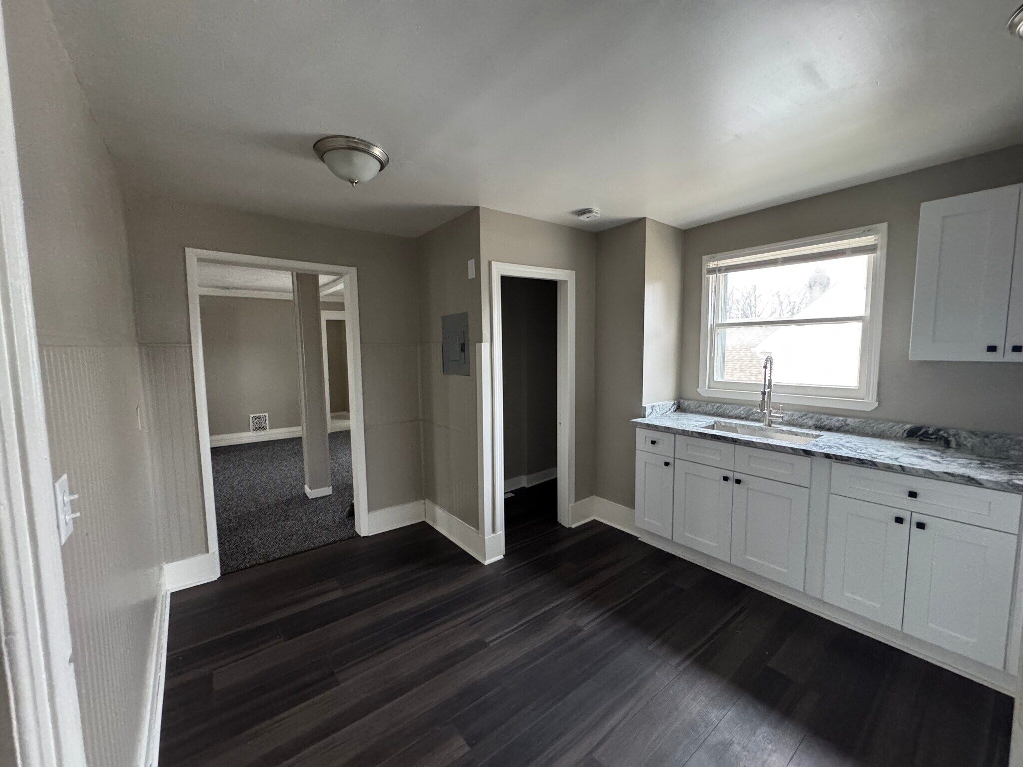 Building Photo - 15 Washington St