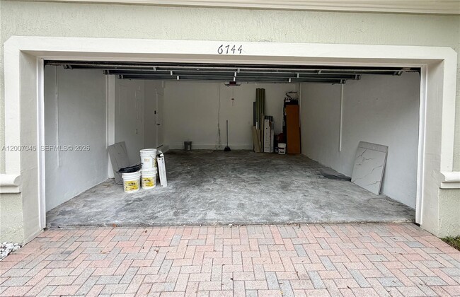 Building Photo - 6744 SW 195th Ave