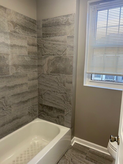 Building Photo - 6016 W Wabansia Ave