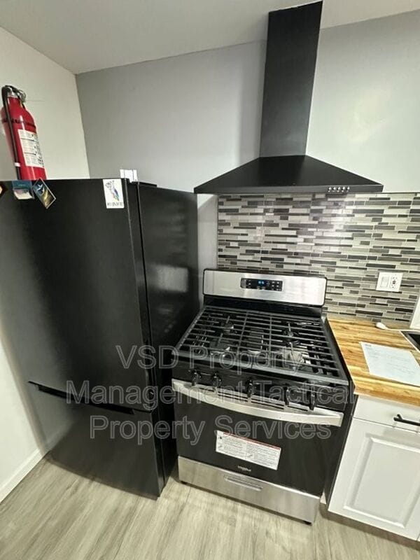 Building Photo - 130 Traymore Blvd