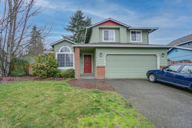 Building Photo - BEAUTIFUL FOUR BEDROOM LOCATED IN THE SHERWOOD SUB DIVISION