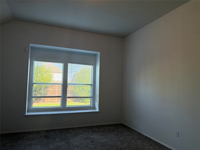 Building Photo - 8373 Brightside Ln