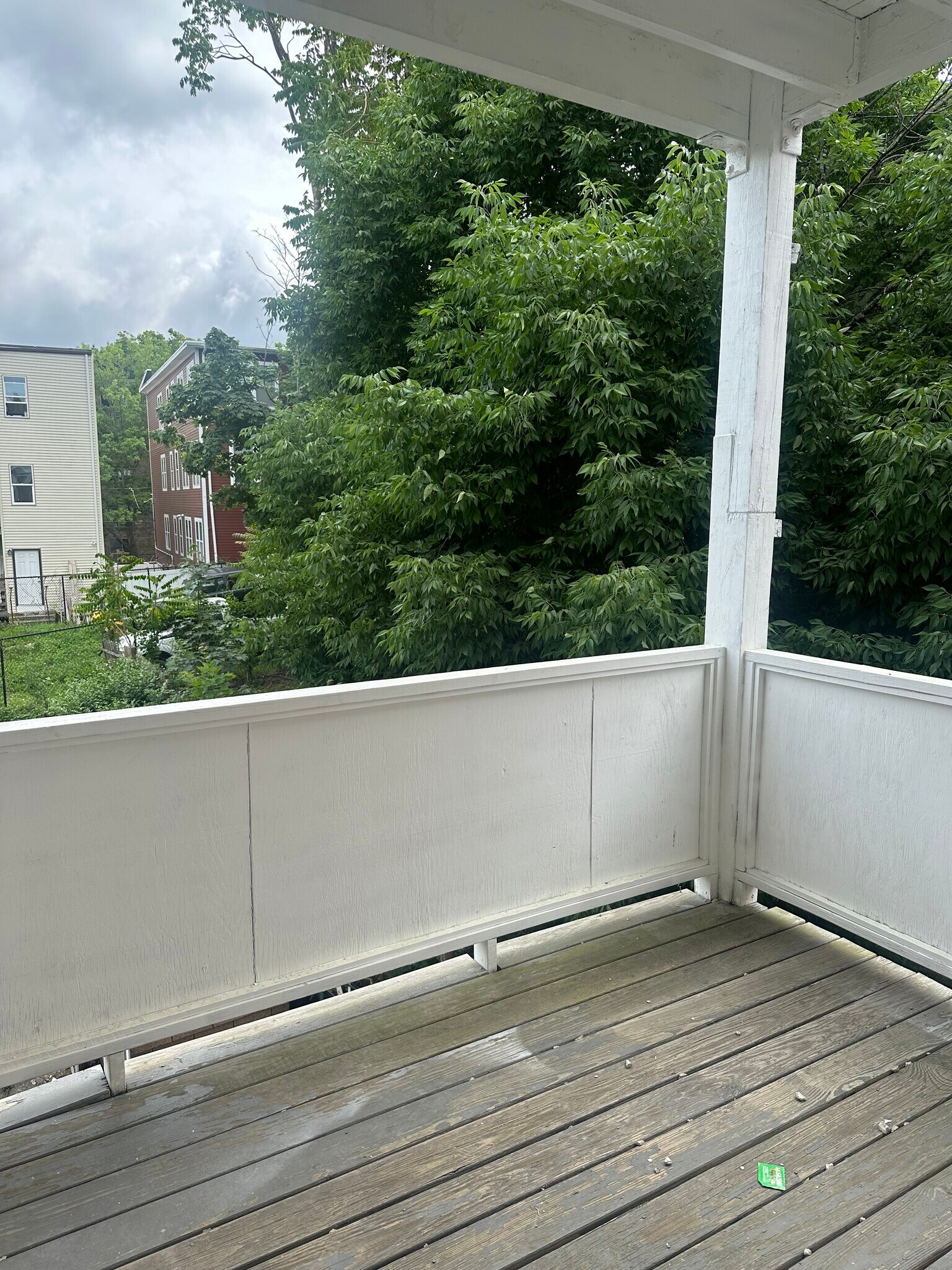 Building Photo - 19 Dewey St