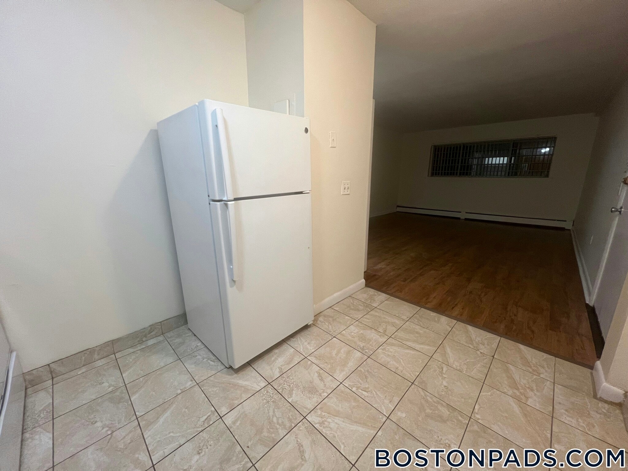 Building Photo - 75 Gardner St