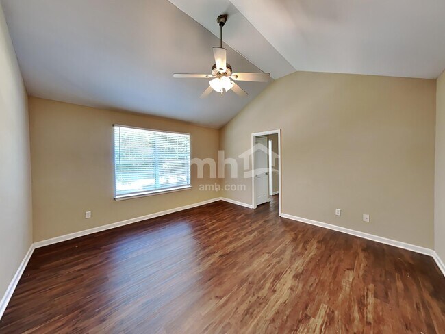 Building Photo - 191 Southwind Ln