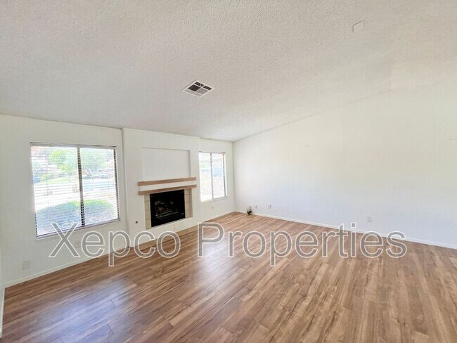 Building Photo - 77304 Ohio Ct