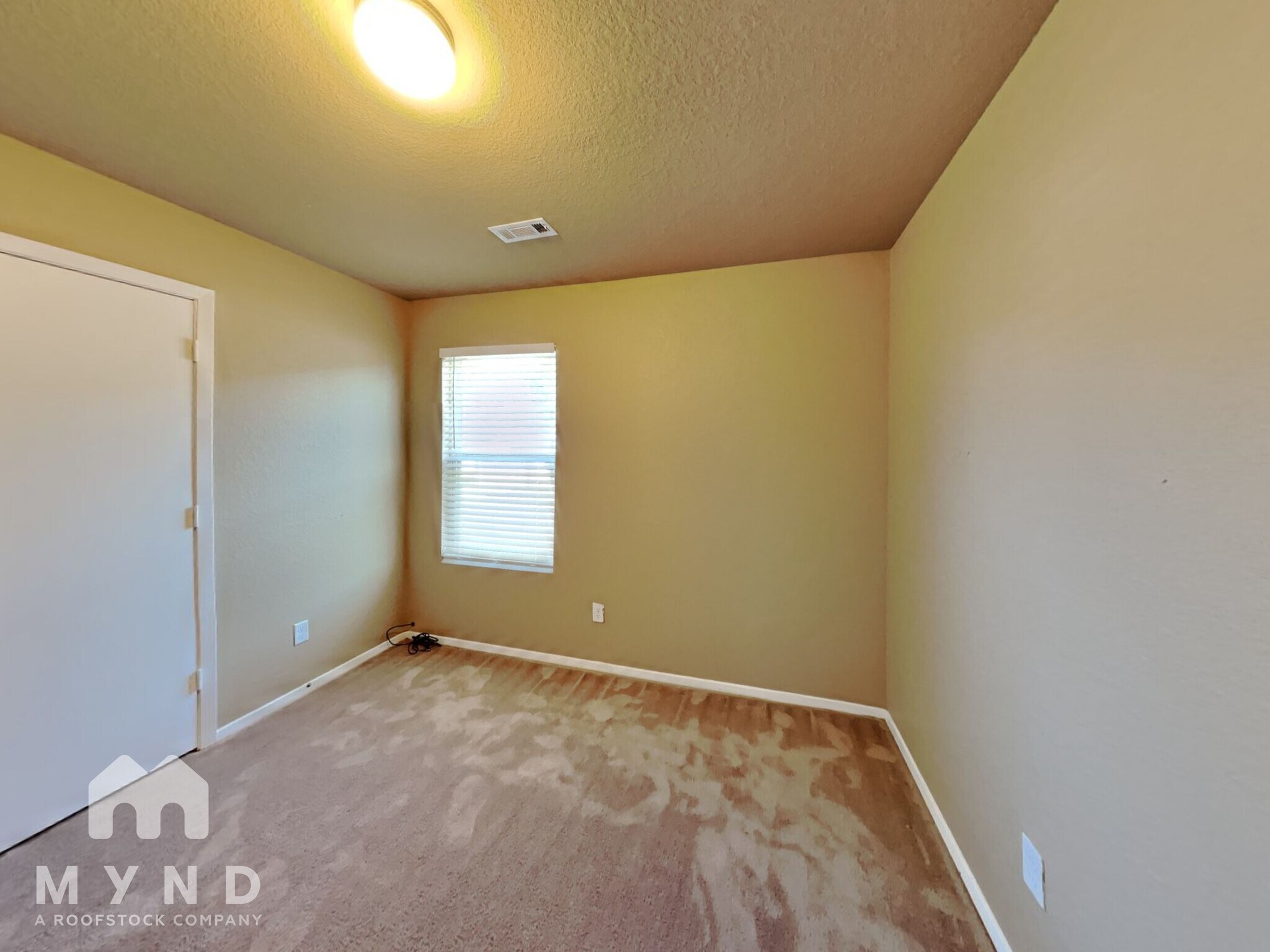 Building Photo - 7009 Pearl Vly Cv