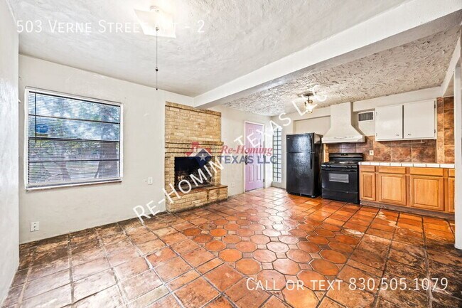 Building Photo - 503 Verne St