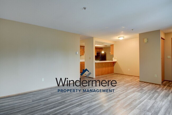 Building Photo - 1235 SE 4th Ave