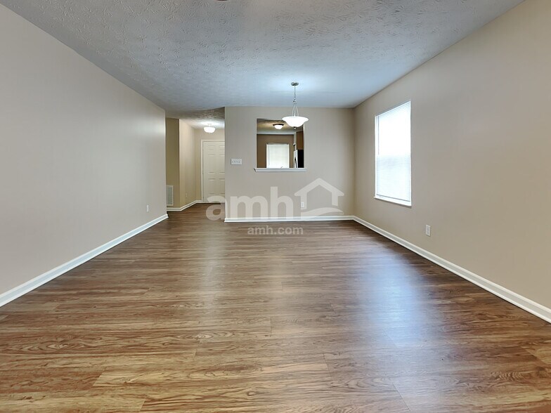 Building Photo - 3416 Montgomery Dr
